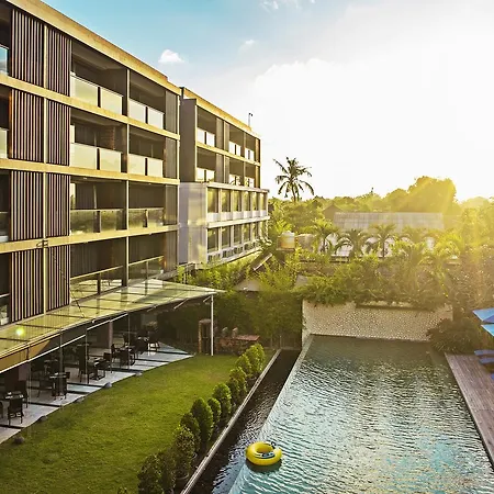 Suites By Watermark Hotel And Spa